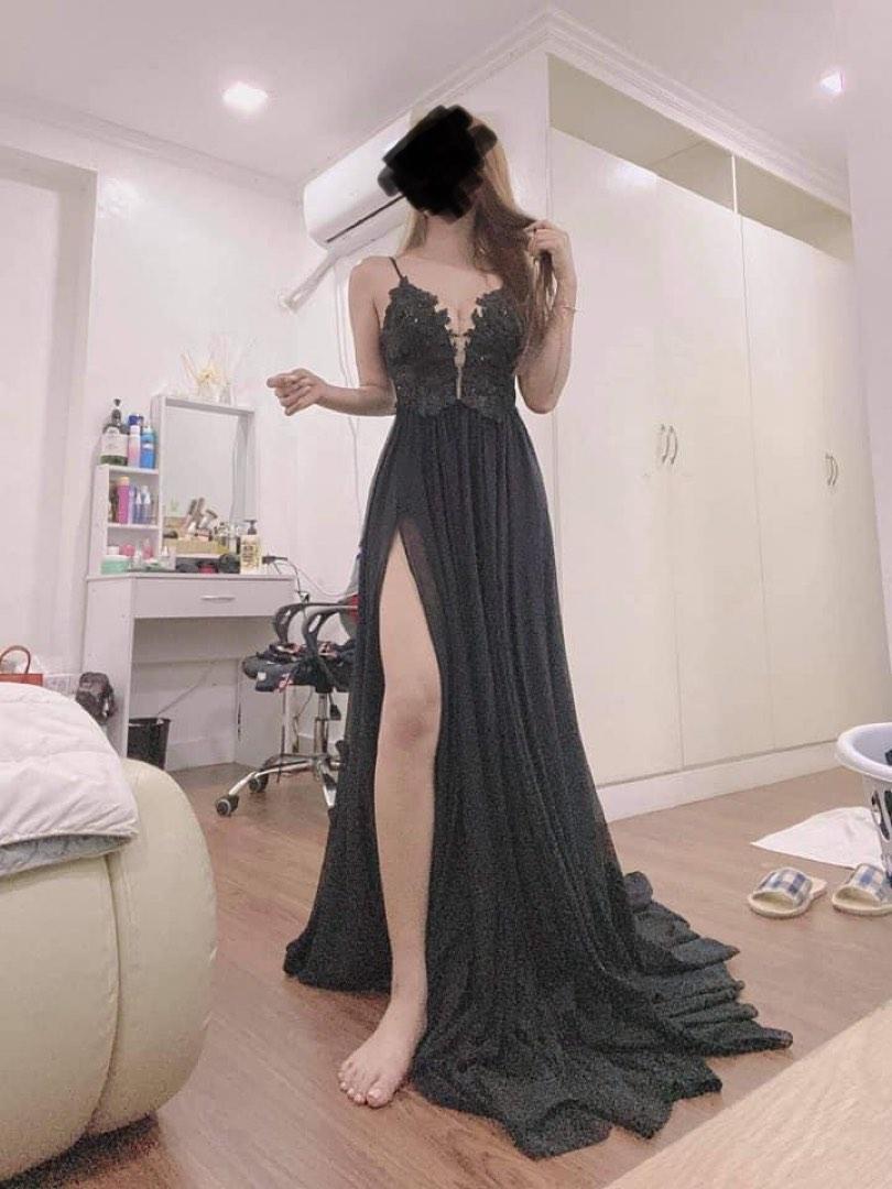 Black long store gown for rent