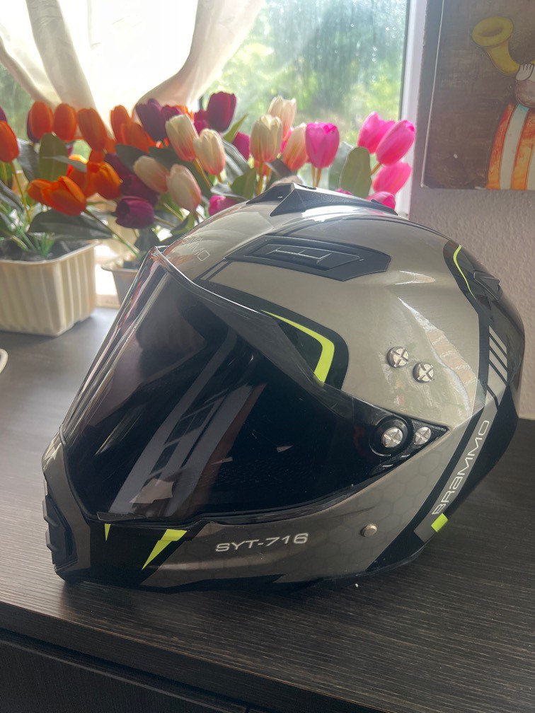 Brammo helmet hotsell
