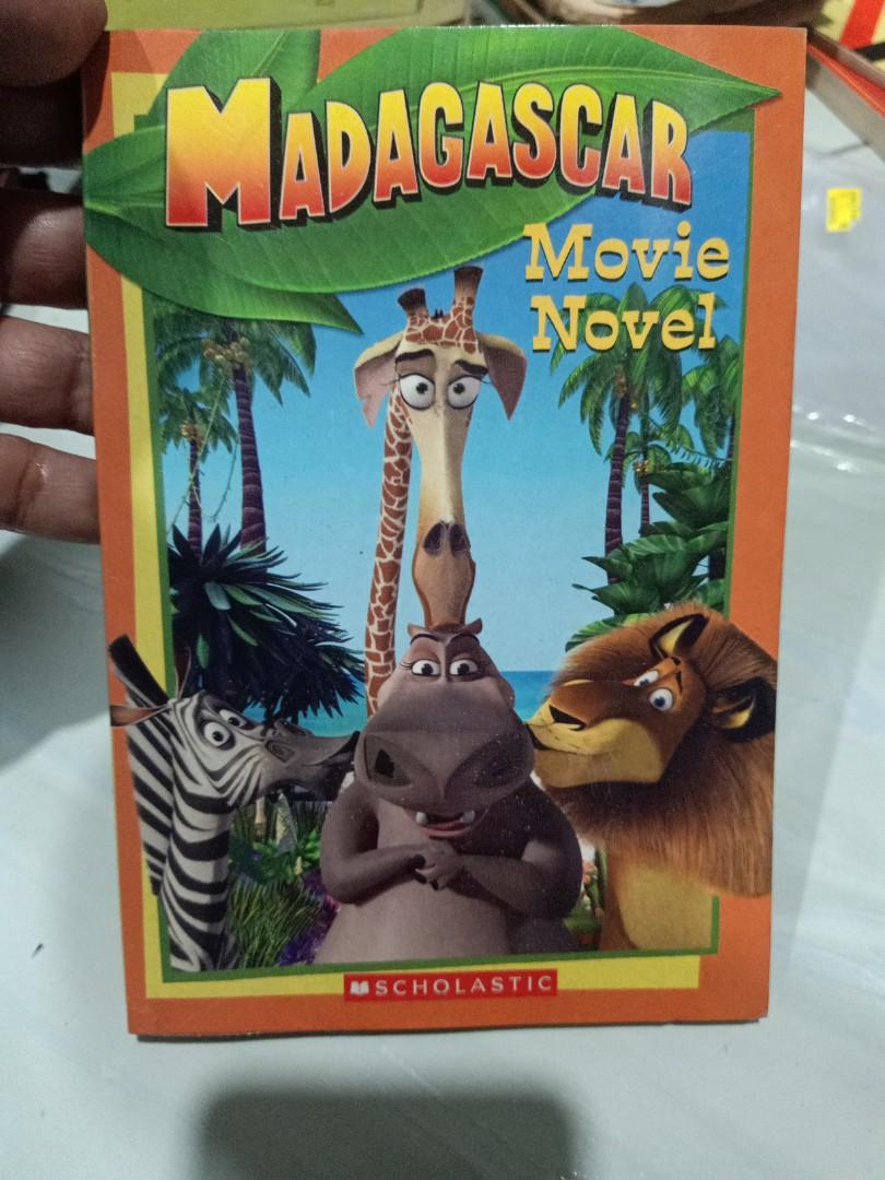 buku filem @ movies - madagascar 2005, Hobbies & Toys, Books