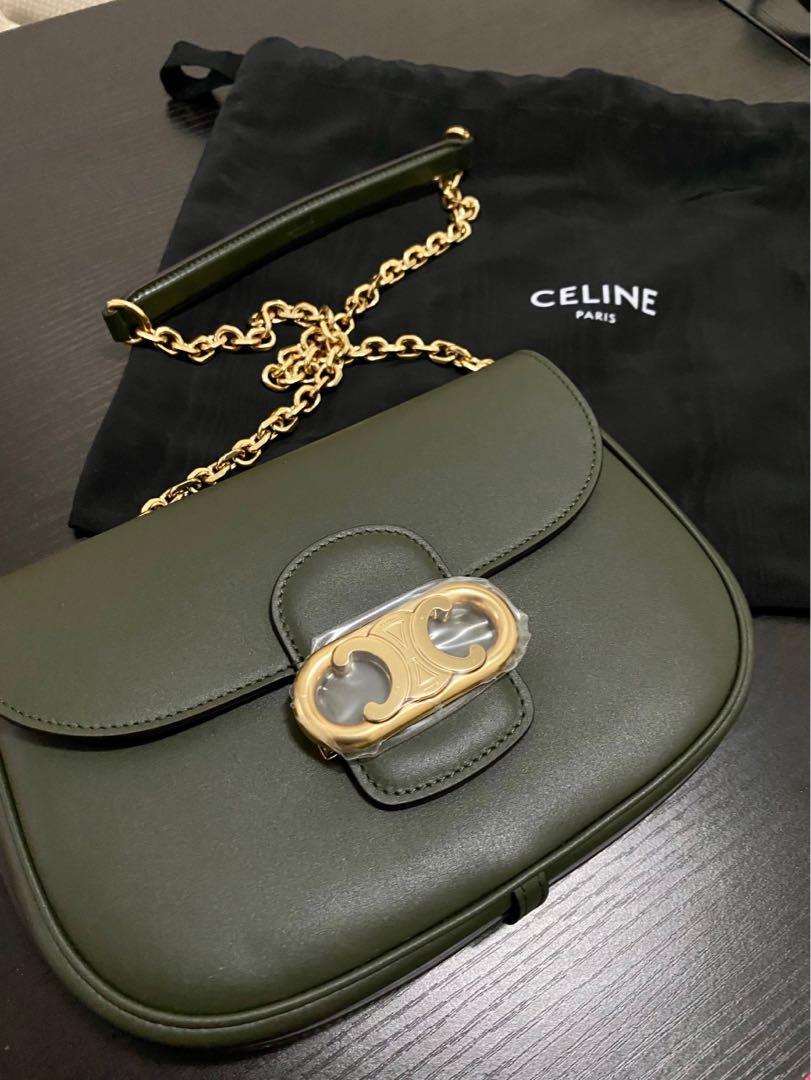 CELINE Medium Triomphe Bag With Chain in Calfskin