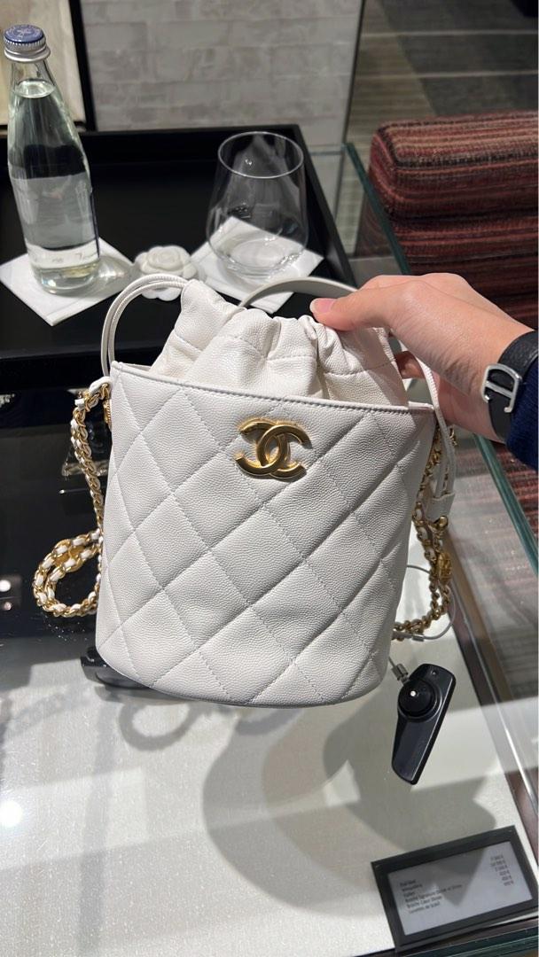 White chanel bucket hotsell bag
