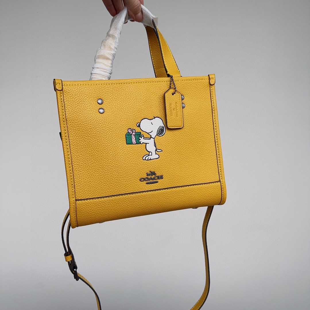Coach Casual Style 2WAY Office Style Elegant Style Crossbody, Women's ...