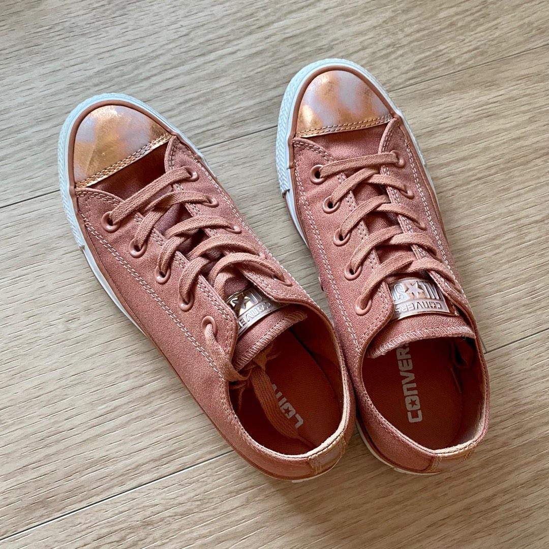 Converse Chuck Taylor Trainers in Pink Blush with Metallic Toe Cap