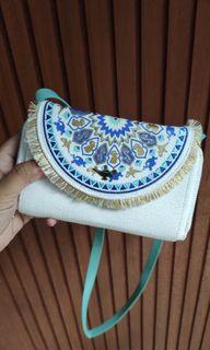 DISNEY Jasmine Sling Bag Original