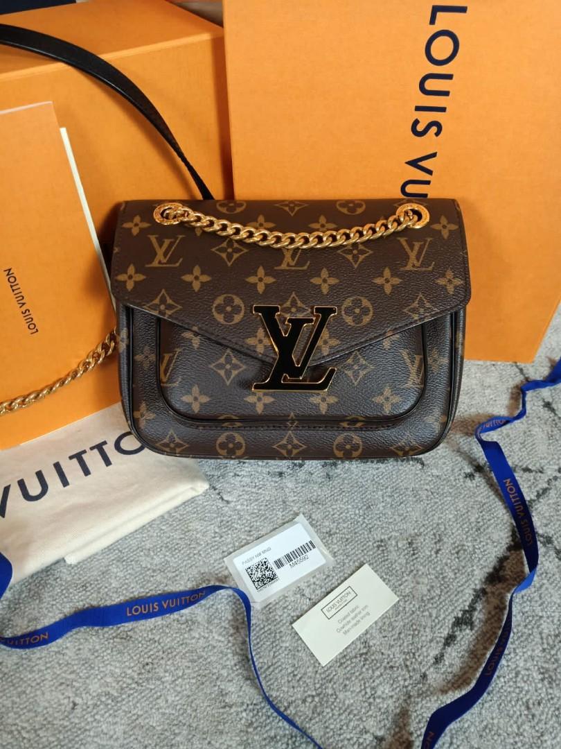 VGC Louis Vuitton passy mono chain bag 2021 Chip, Barang Mewah