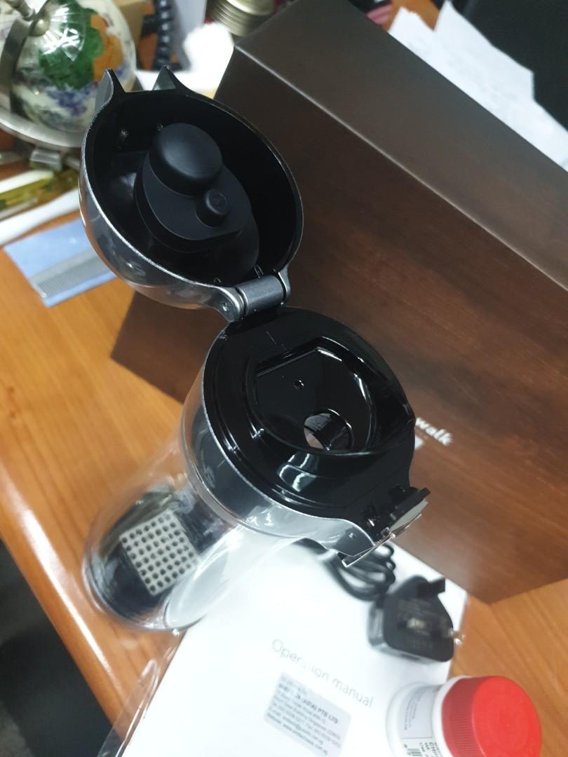 Gaura walk Portable Hydrogen Water generating bottle (Japan) on Carousell