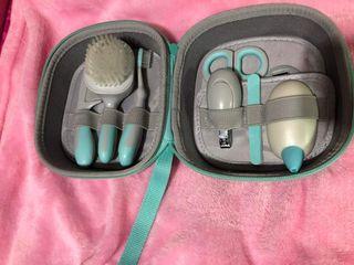Grooming set for baby