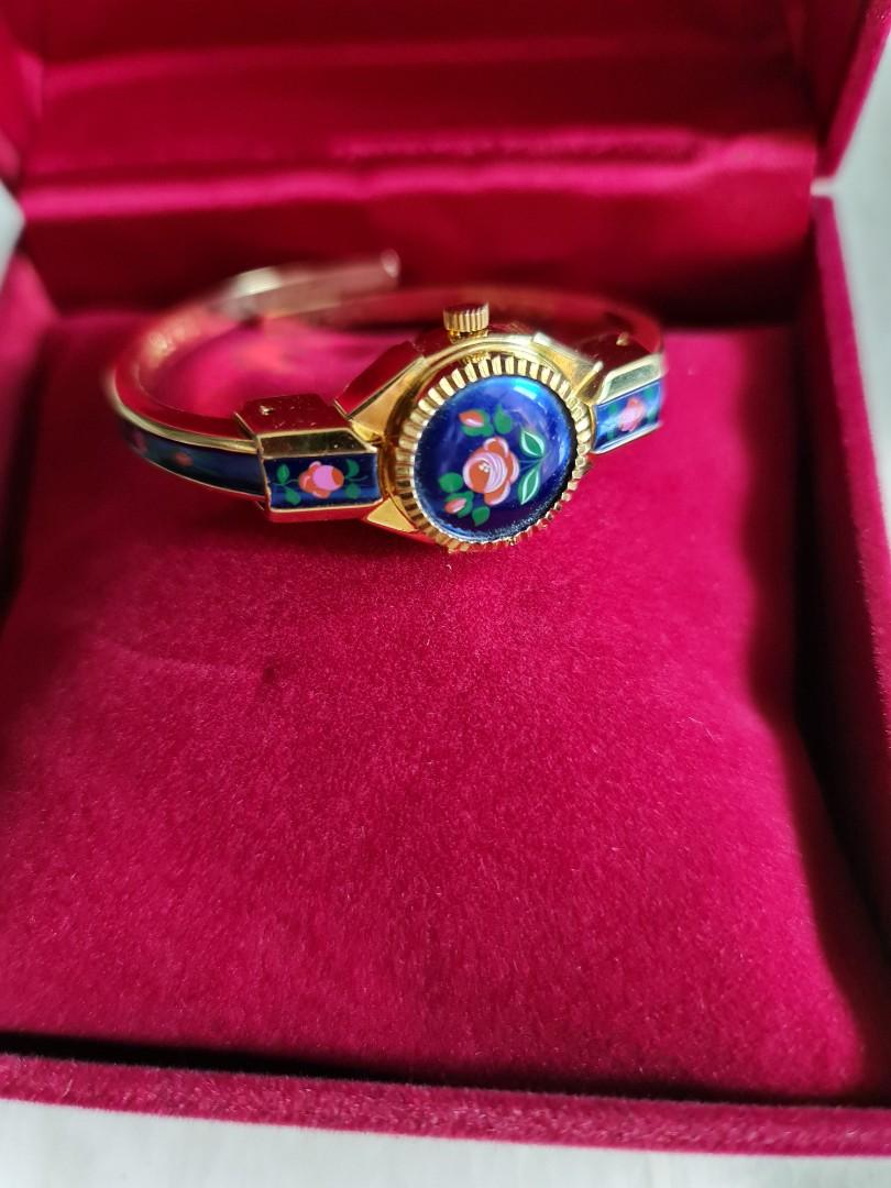 Vintage Ladies Swiss Made Flip Watch, Women's Fashion, Watches