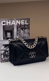 Chanel instock Collection item 3