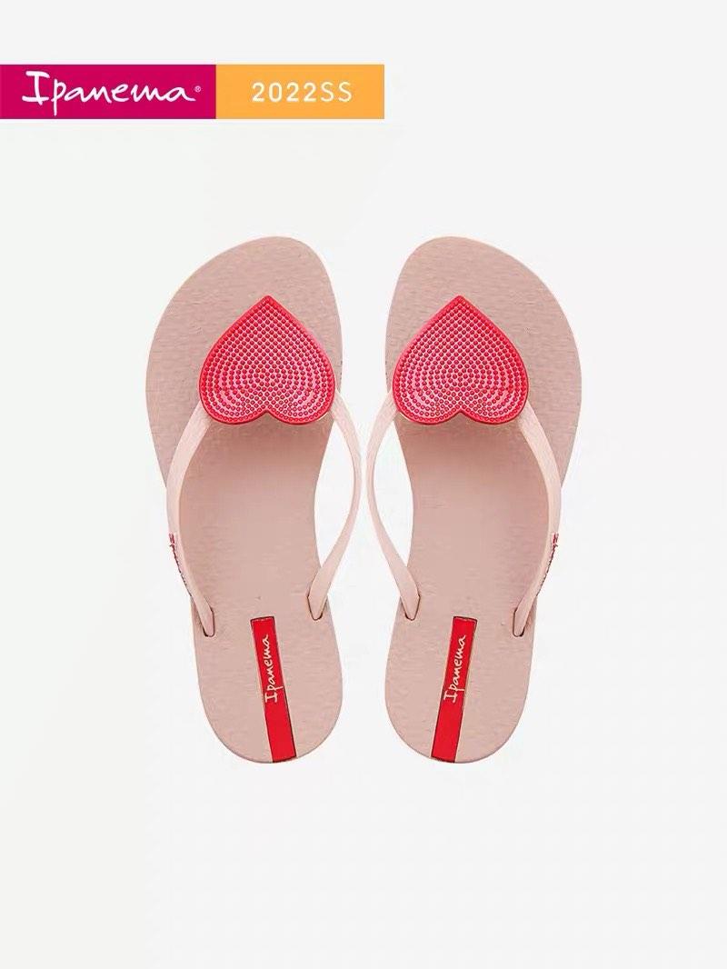 Ipanema sales heart sandals