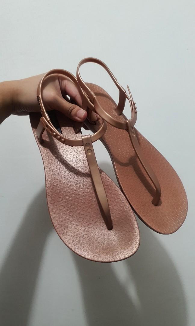 Ipanema rose gold shop sandals