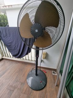 (Category: ) located in . Submitted by aidilfas (Listing ID 1194184391, Image 1). Description: .