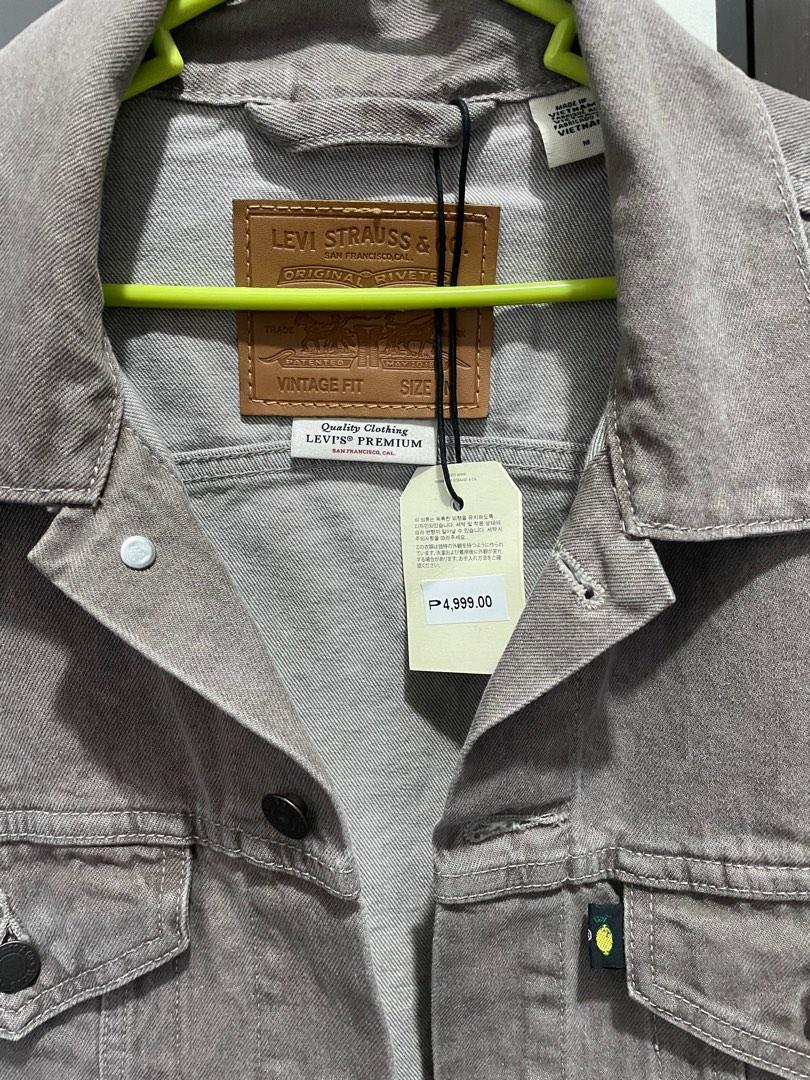 Levi's Men's Vintage Fit Trucker Jacket, Men's Fashion, Coats, Jackets and  Outerwear on Carousell