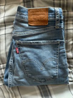 (Category: ) located in . Submitted by dxnielita (Listing ID 1194361431, Image 1). Description: .