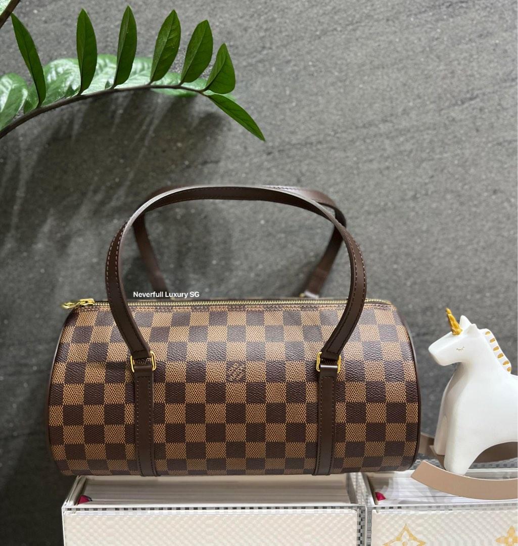 Louis Vuitton Lv Aerogram Phone Pouch Crossbody Black Leather bag, Luxury,  Bags & Wallets on Carousell