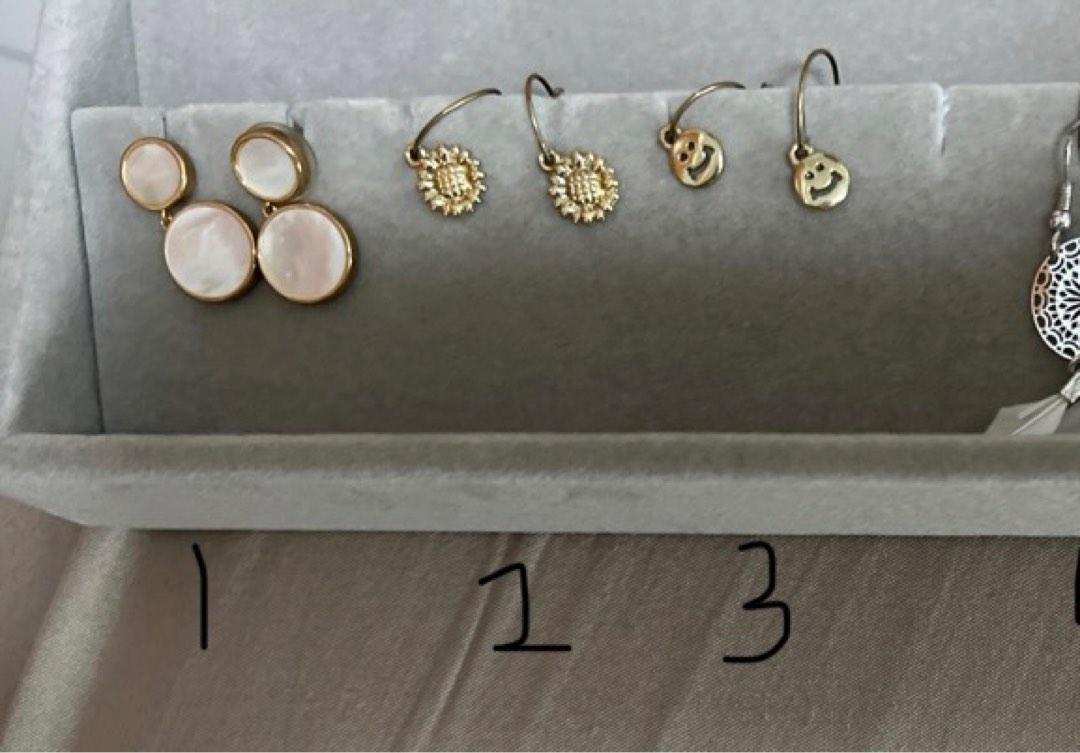 Lovisa Earrings, Women's Fashion, Jewelry & Organisers, Earrings on Carousell