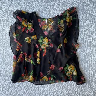 (Category: ) located in . Submitted by camivishops (Listing ID 1194243467, Image 1). Description: .