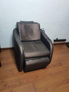 Massage chair moving out sale