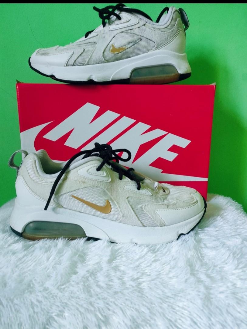 Nike air max original, Fesyen Pria, Sepatu , Sneakers di Carousell