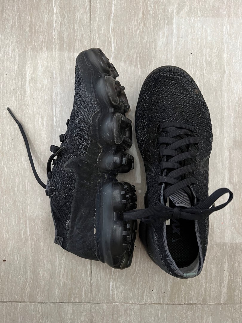all black womens nike vapormax