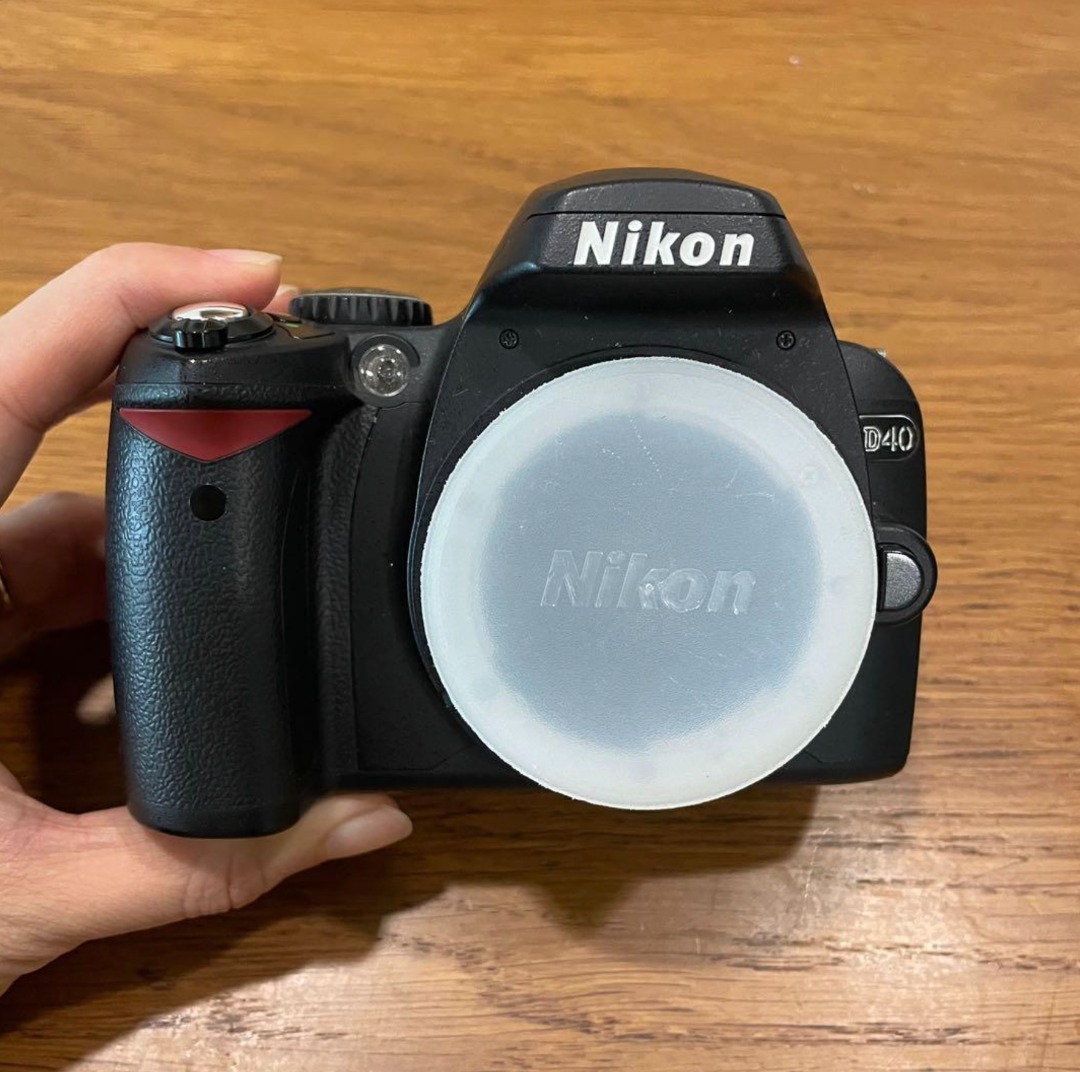 Nikon D40 DSLR Camera, Photography, Cameras on Carousell