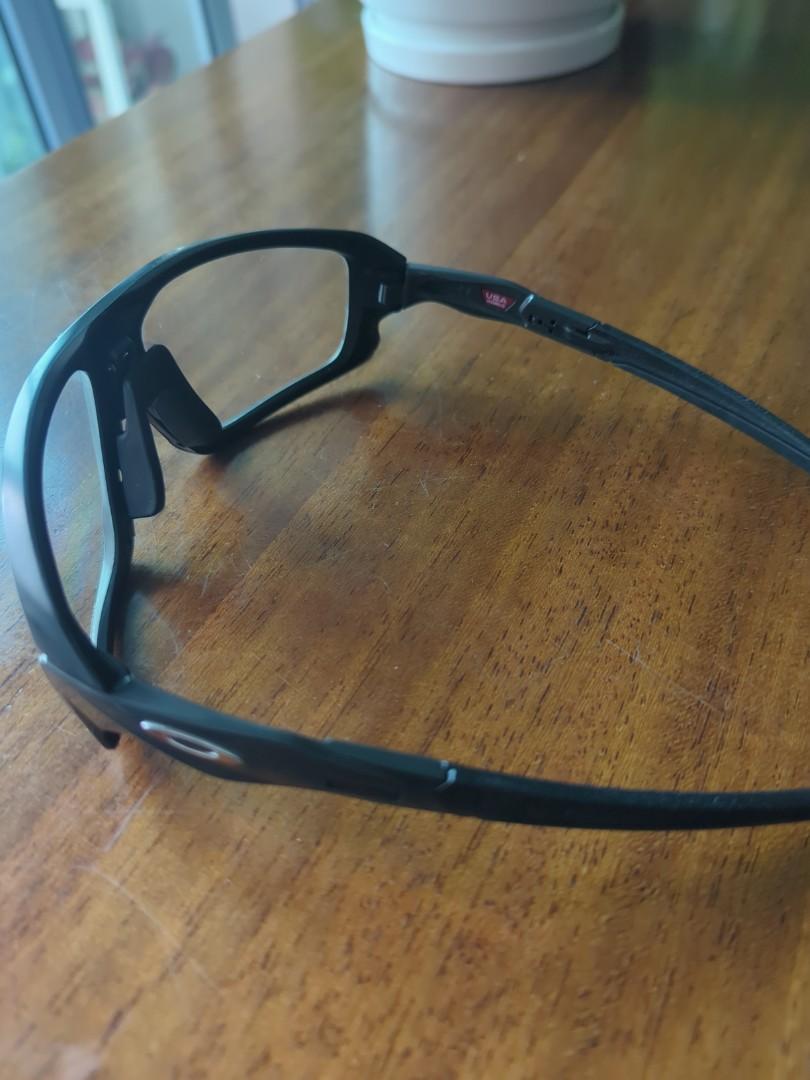 OAKLEY FIELD JACKET PHOTOCHROMIC ACTIVATED OO94020664 GLASSES, Men's