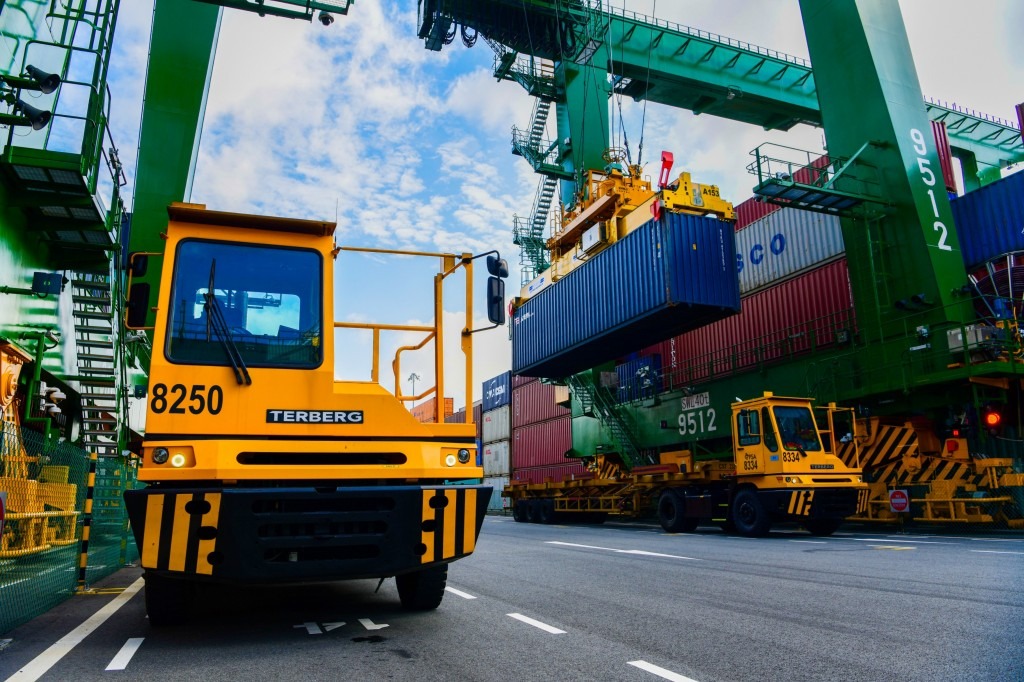 Prime Mover Driver, Jobs, Warehouse & Logistics on Carousell