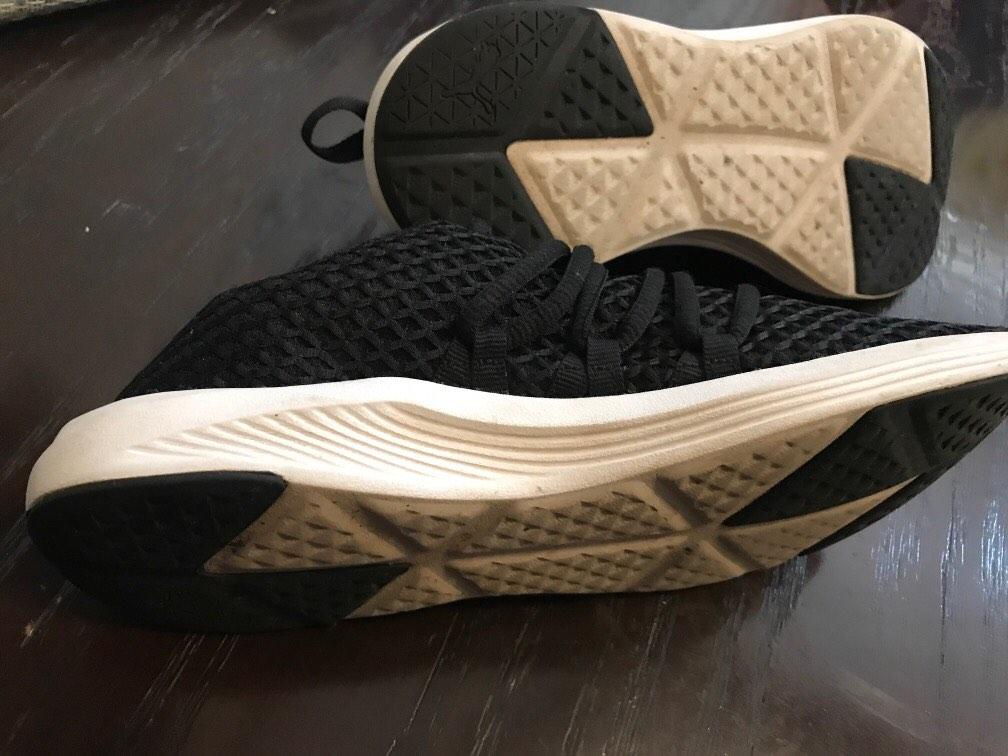 puma for women (Category: Sneakers) located in Santa Rosa. Submitted by jhing20 (Listing ID 1194202215, Image 3). Description: size 23.5 cm.