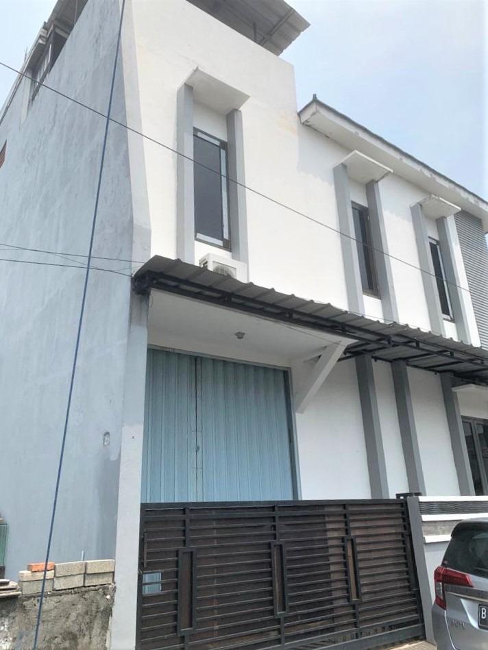Rumah Hoek Murah Perumahan Kota Harapan Indah Bekasi, Properti, Dijual