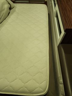 (Category: ) located in . Submitted by yelnats (Listing ID 1188253558, Image 1). Description: .