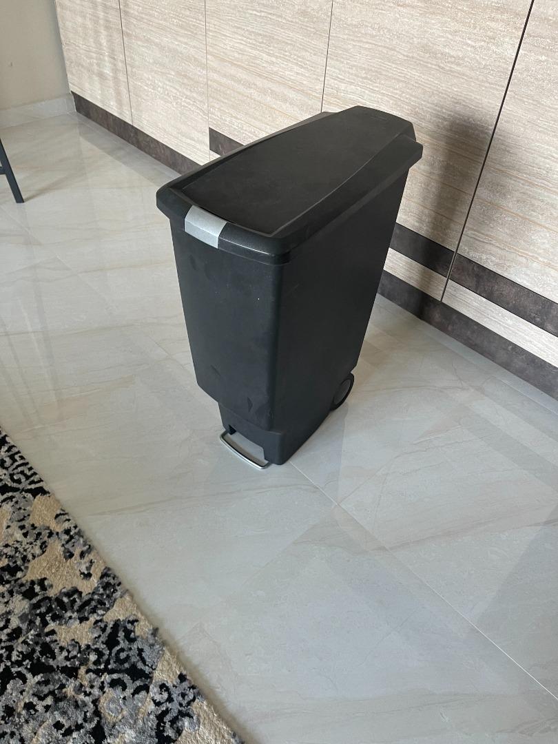 Simple Human kitchen bin, Furniture & Home Living, Bathroom & Kitchen