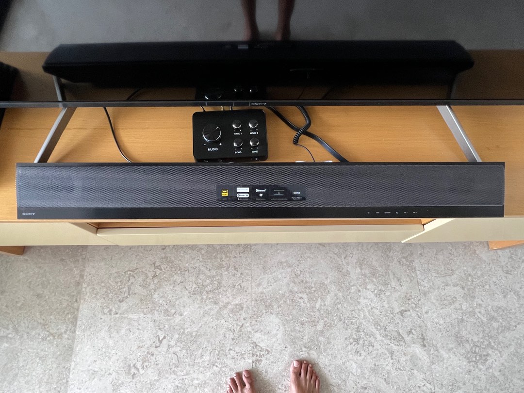 Sony htc 800 soundbar top