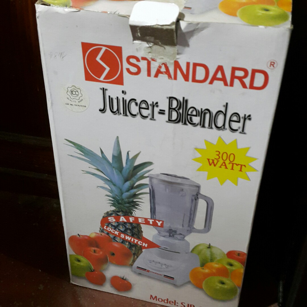 Standard Blender powerful 300W slightly used, TV & Home Appliances