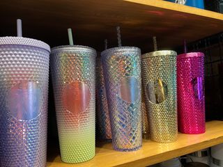 (Category: ) located in . Submitted by glassducks (Listing ID 1194318449, Image 1). Description: .
