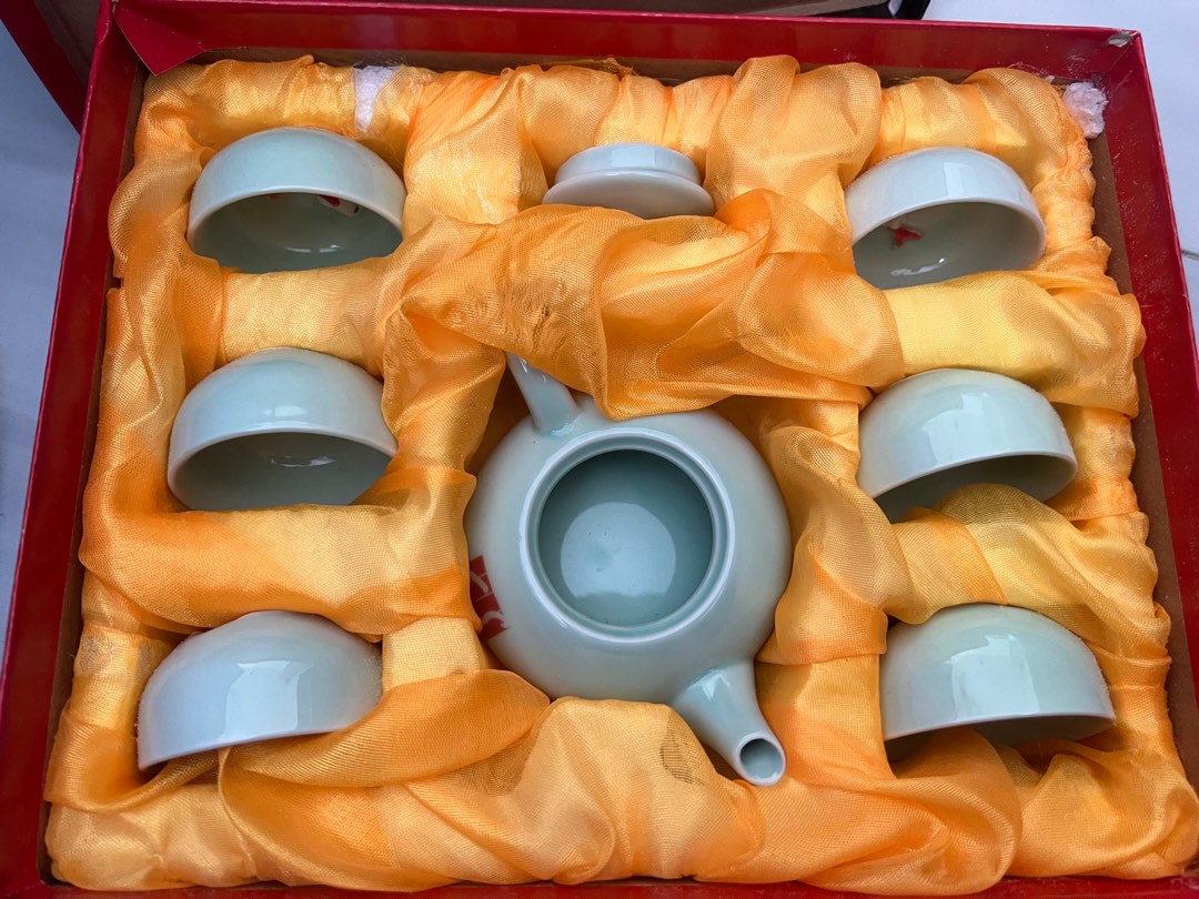 Teapot set, Furniture & Home Living, Kitchenware & Tableware, Coffee