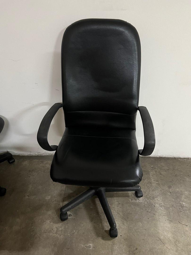 Used office chair, Furniture & Home Living, Furniture, Chairs on Carousell