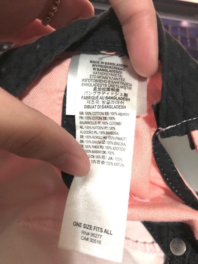 Vans Pink Snapback Skate Cap (Category: Caps & Hats) located in Valenzuela. Submitted by sumtpcool (Listing ID 1194340880, Image 3). Description: 9.5/10 condition 🤍 -needs washing due to storage dust and stains. (refer to 5th & 6th pic) -used it twice • bought this out of impulse (was a big fan of dolan twins before lewl) • 7th pic when worn (using grayson’s pic) .