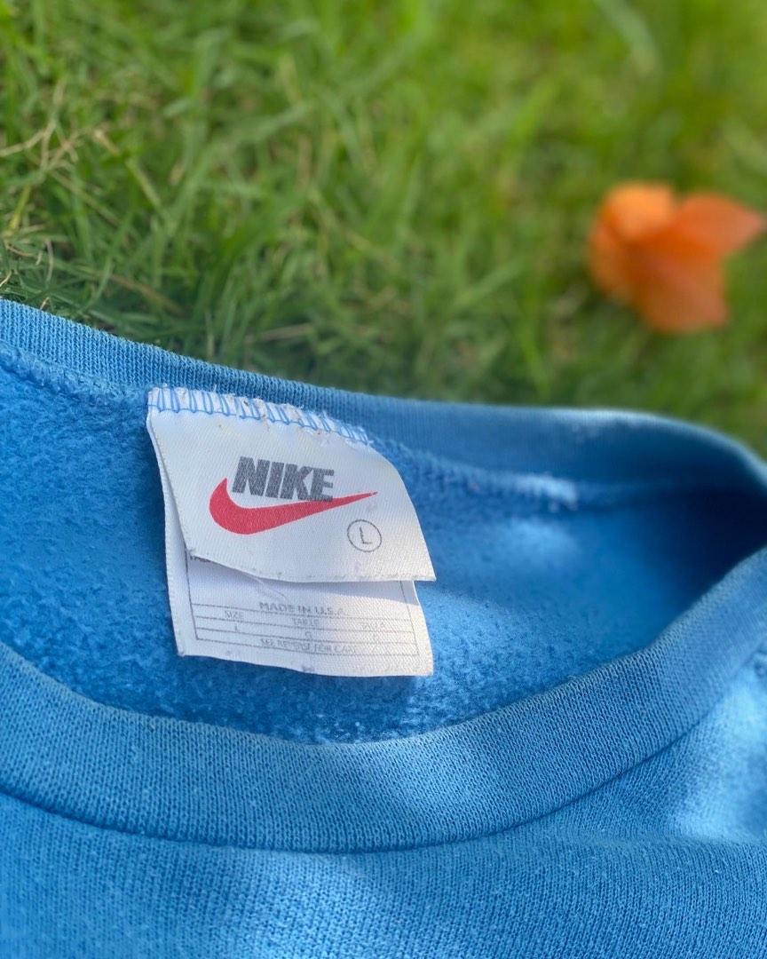 nike badge reel