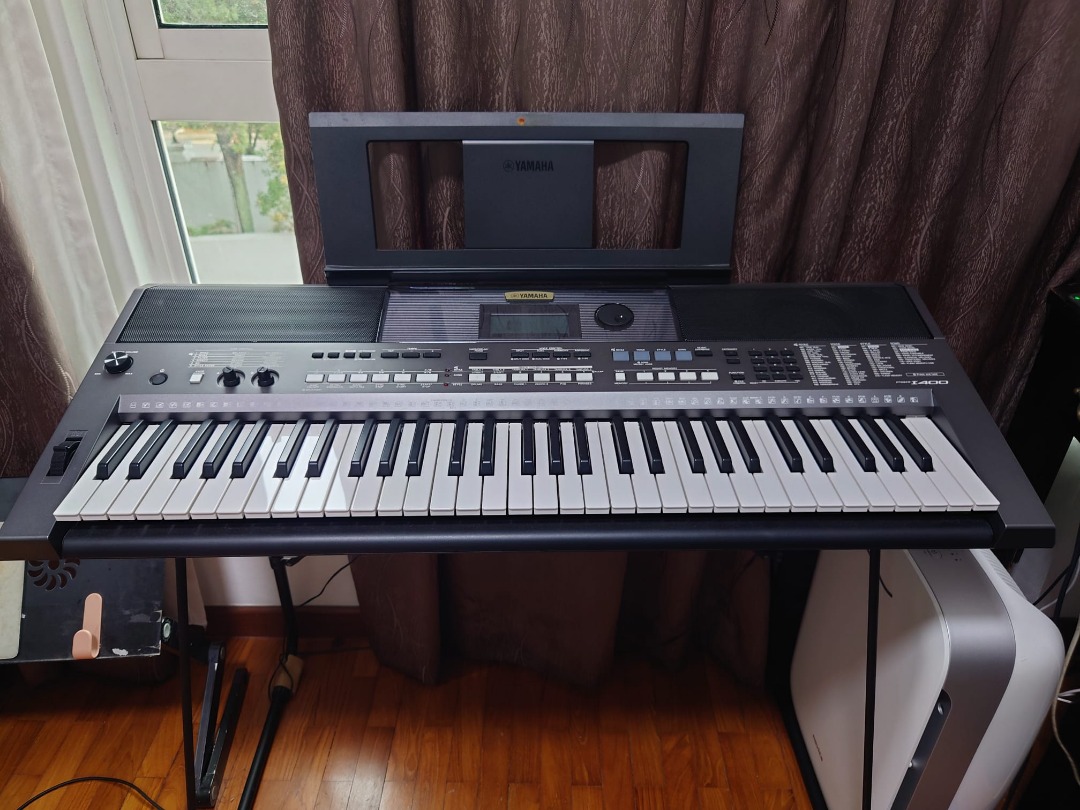 YAMAHA keyboard, Hobbies & Toys, Music & Media, Musical Instruments on Carousell