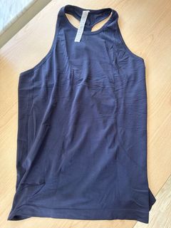 （分類：）位於 。 由 shellyscloset1 提交（商品編號 1197996586，圖片 1）。簡介： 。
