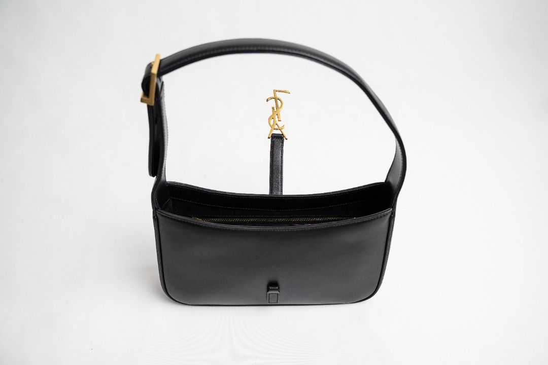 Rent YSL Saint Laurent Black le 5 a 7 Hobo Bag