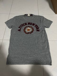 A&F t-shirt (s size)
