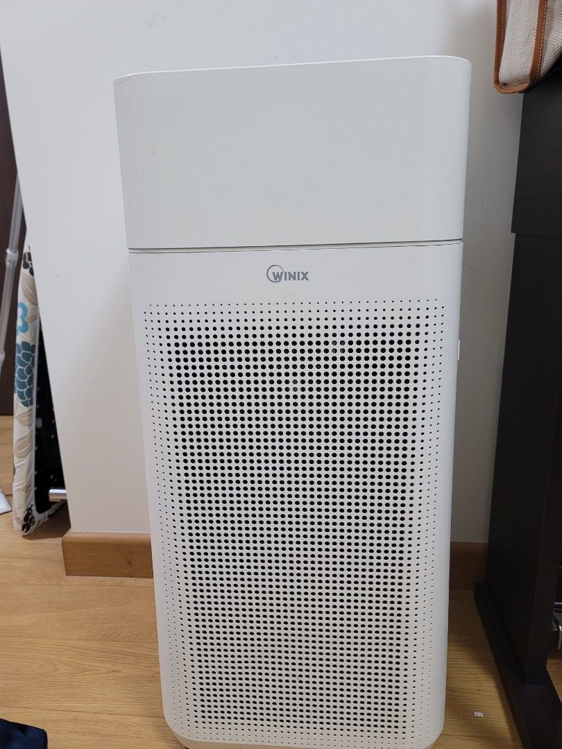 Air purifier made in Korea, TV & Home Appliances, Air Purifiers & Dehumidifiers on Carousell