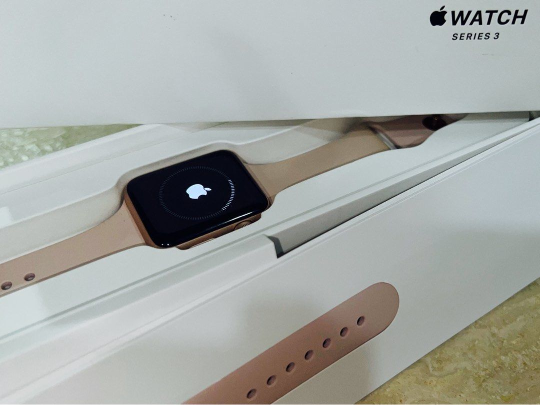 Reserved Apple Watch Series 3 Rose Gold 42mm Mobile Phones