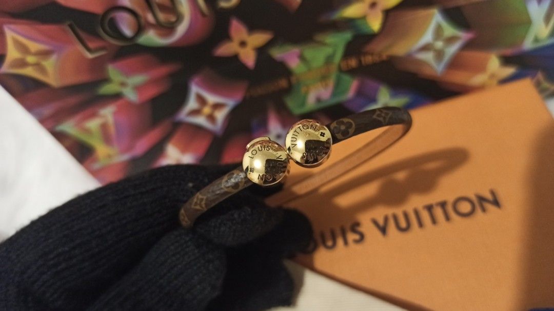 Louis Vuitton historic mini monogram bracelet, Women's Fashion, Jewelry &  Organisers, Bracelets on Carousell
