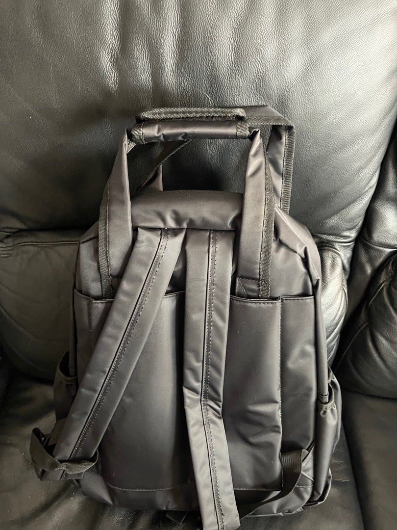Backpack with removable wheels suitable for old people or for travelling Men s Fashion Bags Backpacks on Carousell