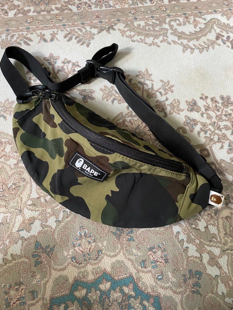 Pouch bag bape store