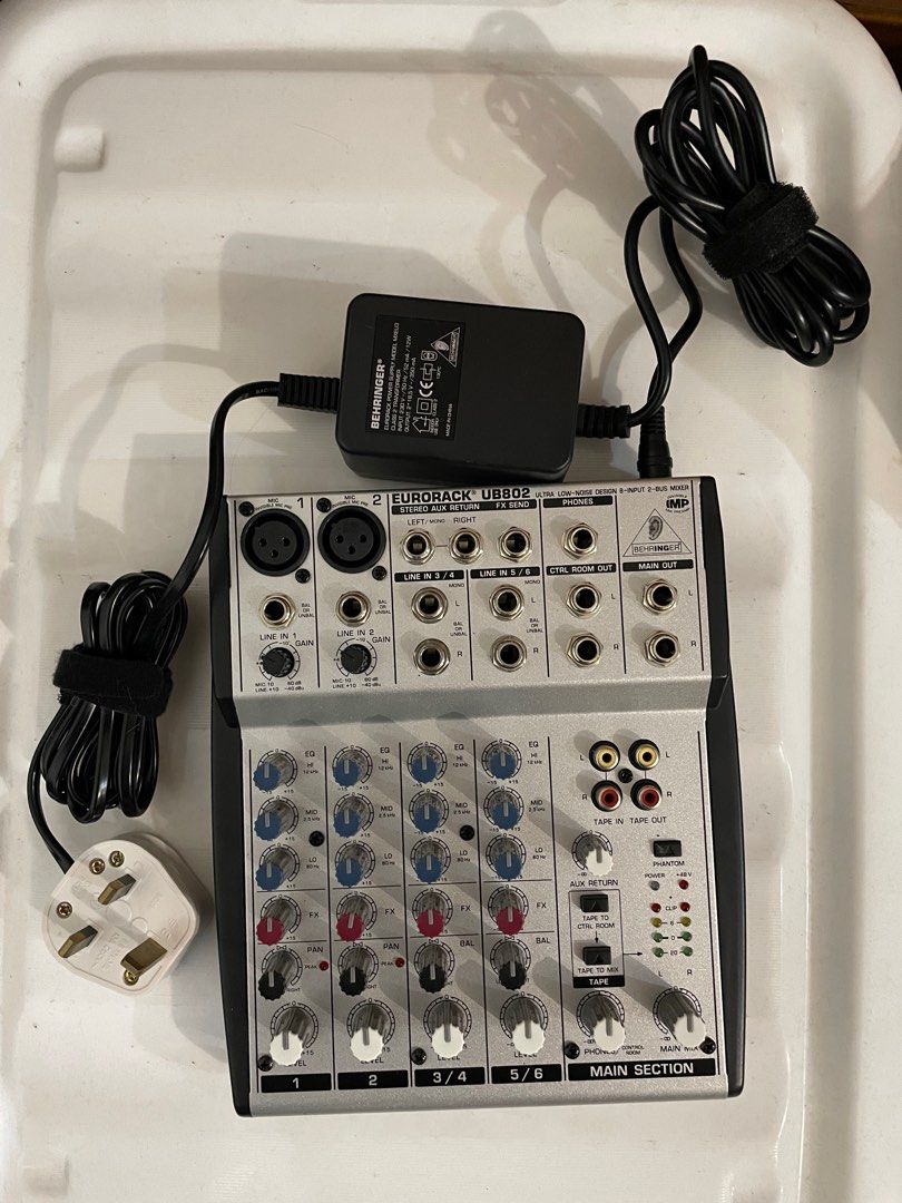 Behringer Eurorack UB802 mixer 混音器, 興趣及遊戲, 音樂樂器 & 配件, 樂器 Carousell