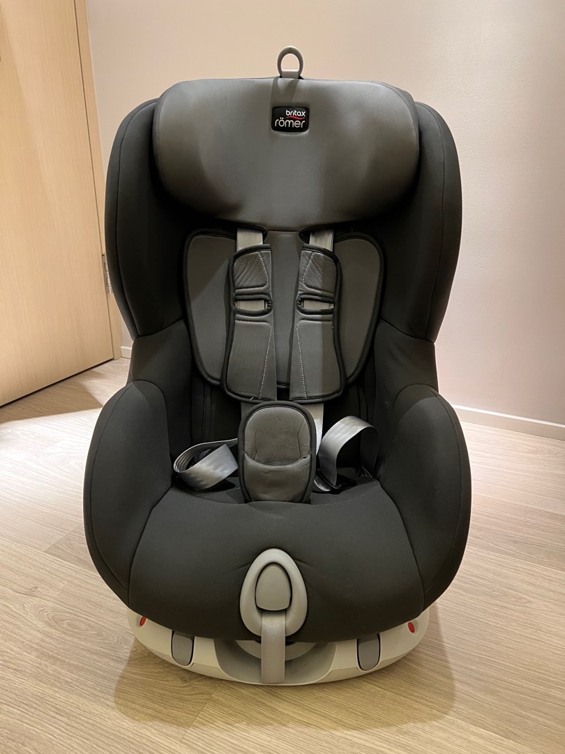 Britax Romer Trifix child car seat, 兒童＆孕婦用品, 外出用品, 外出用品 安全座椅 Carousell