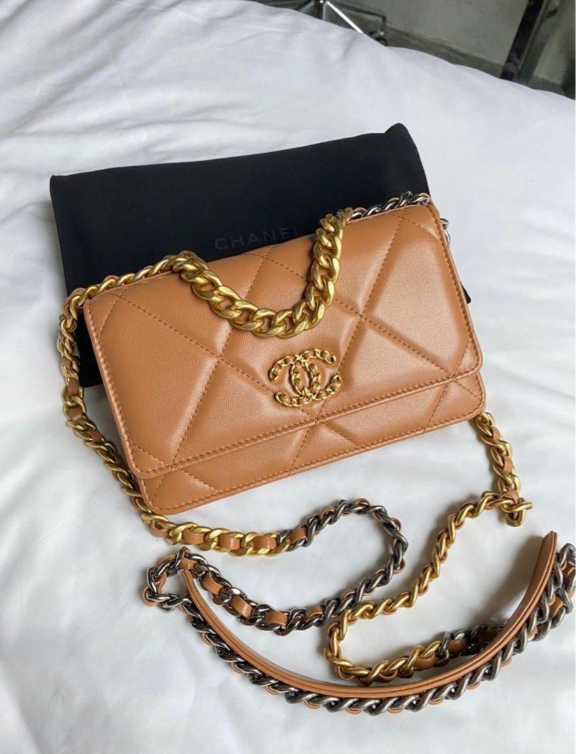 Chanel 19 Wallet On Chain Caramel, Luxury, Bags & Wallets on Carousell